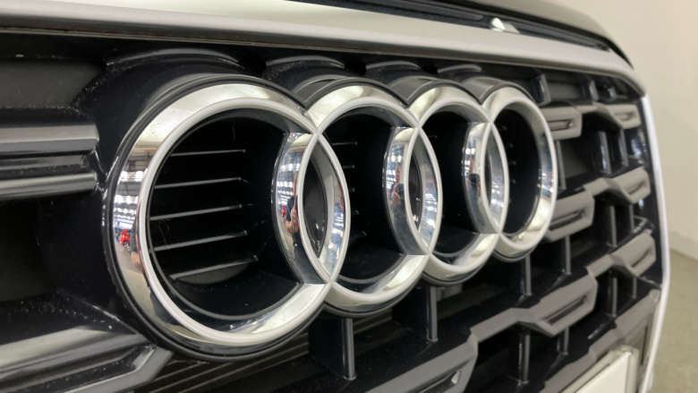 Audi Q2 30 TFSI Sport 5dr Petrol Estate
